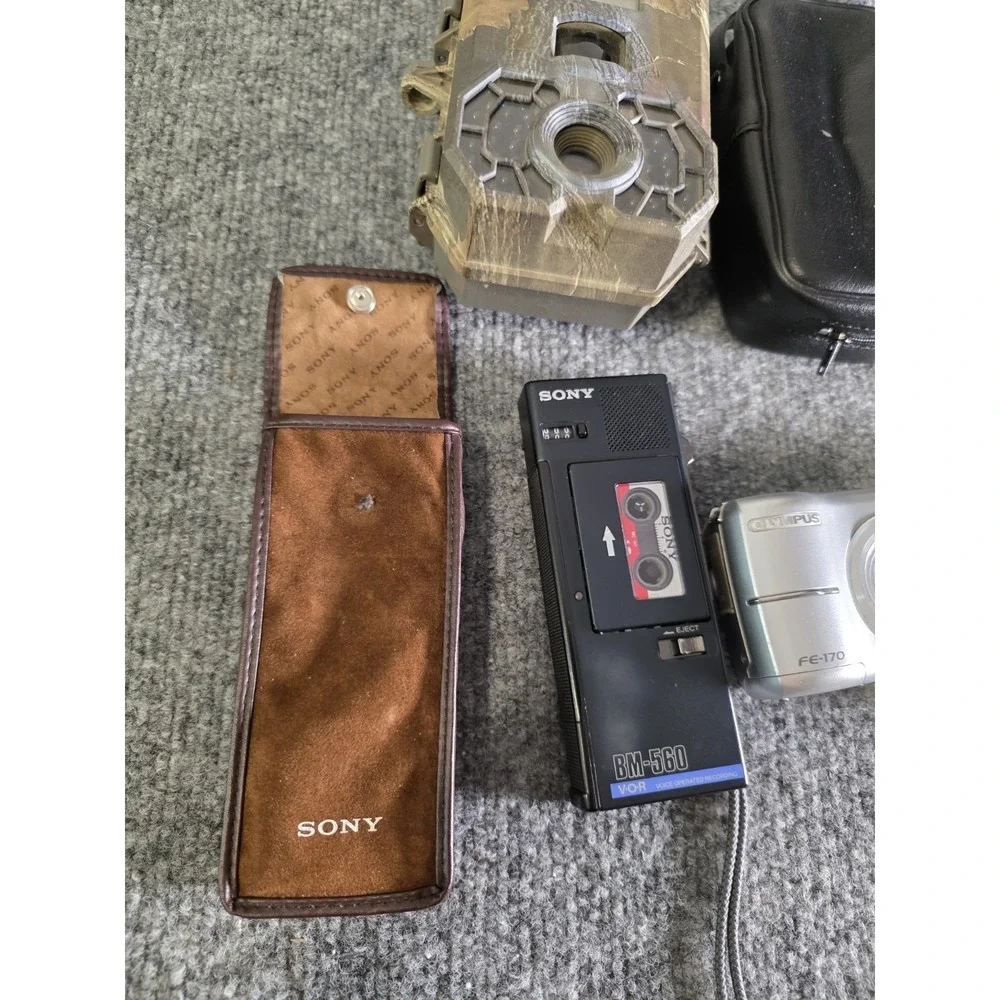 Sony Canon Olympus Camera/electronics Lot AS-IS UNTESTED